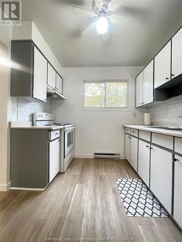 2673 Vine Court Unit# 2673, Windsor, ON - Indoor Photo Showing Kitchen