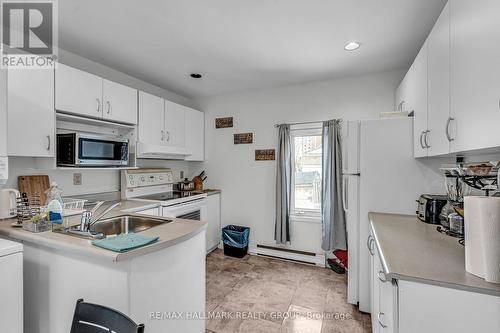 291 Richelieu Avenue, Ottawa, ON - Indoor Photo Showing Kitchen