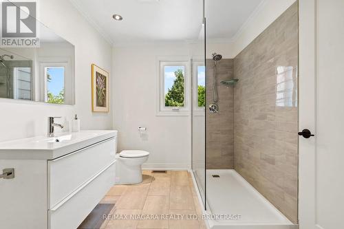 50672 Green Road, Wainfleet (879 - Marshville/Winger), ON - Indoor Photo Showing Bathroom