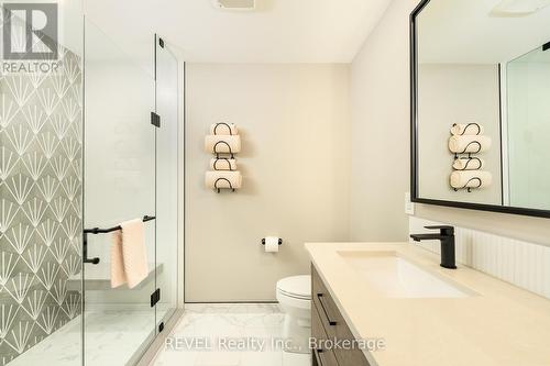 22 Red Haven Drive, Niagara-On-The-Lake, ON - Indoor Photo Showing Bathroom