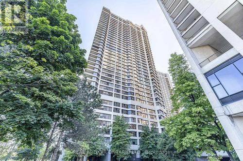 3209 - 65 Harbour Square, Toronto, ON - Outdoor With Facade