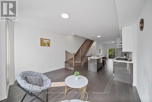 1672 Pleasure Valley Path N, Oshawa, ON - Indoor Photo Showing Living Room