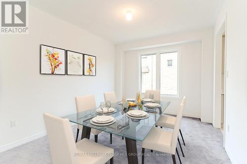 41 Wakefield Boulevard, Essa, ON - Indoor Photo Showing Dining Room