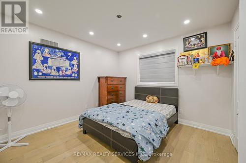 119 Crown Victoria Drive, Brampton, ON - Indoor Photo Showing Bedroom