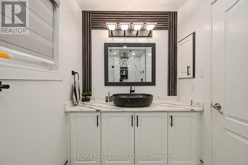 119 Crown Victoria Drive, Brampton, ON - Indoor Photo Showing Bathroom