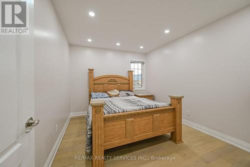 119 Crown Victoria Drive, Brampton, ON - Indoor Photo Showing Bedroom