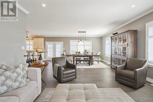 434555 4Th Line, Amaranth, ON - Indoor Photo Showing Living Room