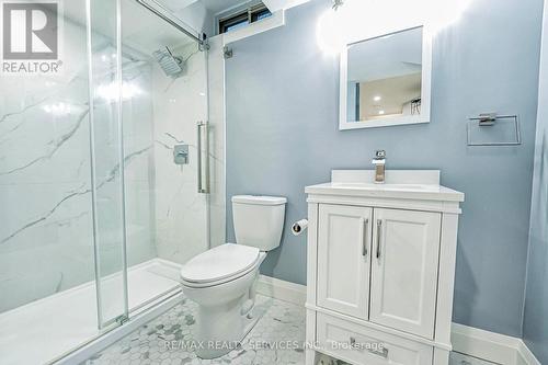 47 Stanton Avenue, Vaughan, ON - Indoor Photo Showing Bathroom