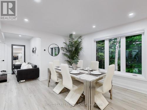 60 Kleins Ridge, Vaughan, ON - Indoor Photo Showing Dining Room