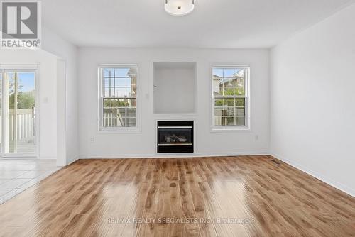 5694 Jenvic Grove, Mississauga, ON - Indoor Photo Showing Living Room With Fireplace