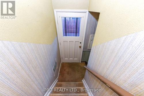 41 Sherwood Crescent, Brampton, ON - Indoor