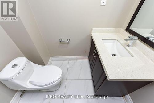 41 Sherwood Crescent, Brampton, ON - Indoor Photo Showing Bathroom