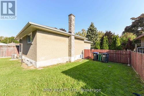 41 Sherwood Crescent, Brampton, ON - Outdoor