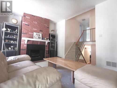 976 Raintree Lane, Mississauga, ON - Indoor Photo Showing Living Room With Fireplace