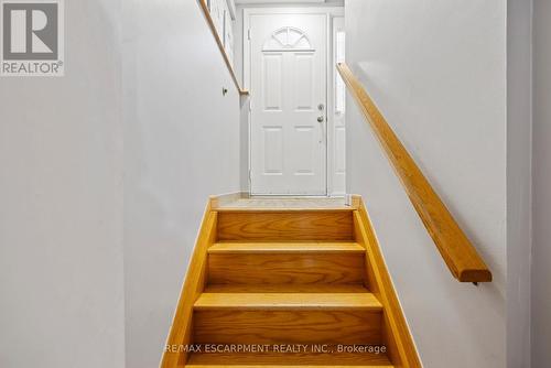 107 Horning Drive, Hamilton, ON - Indoor Photo Showing Other Room