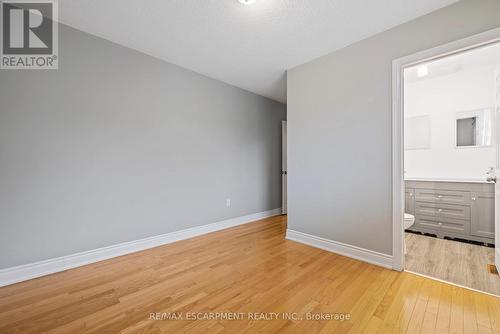 107 Horning Drive, Hamilton, ON - Indoor Photo Showing Other Room