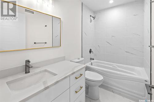 715 Kenaschuk Link, Saskatoon, SK - Indoor Photo Showing Bathroom