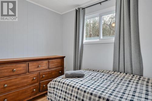 798 Simcoe Street, Smith-Ennismore-Lakefield, ON - Indoor Photo Showing Bedroom