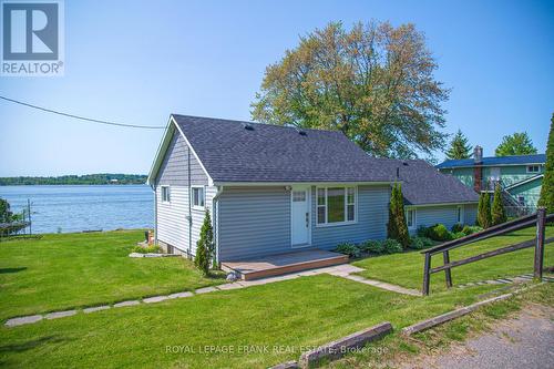 798 Simcoe Street, Smith-Ennismore-Lakefield, ON - Outdoor With Body Of Water