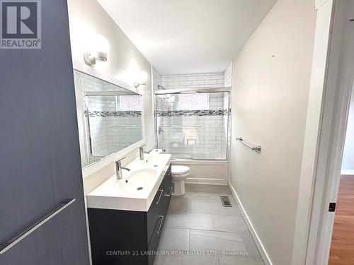 20 Ridley Street, Prince Edward County (Ameliasburgh), ON - Indoor Photo Showing Bathroom