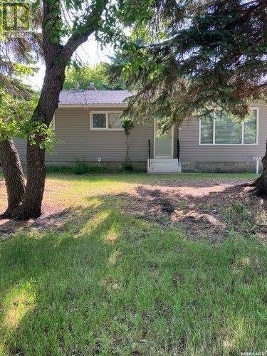 212 Fourth Street Ne, Ituna, SK - Outdoor