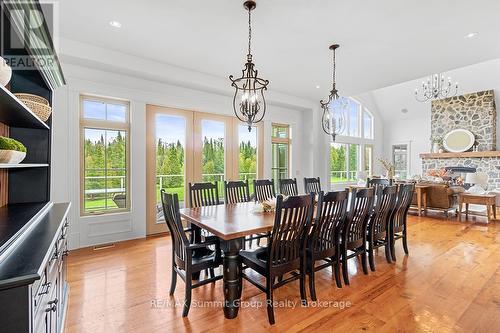 194109 Grey Road 13, Grey Highlands, ON - Indoor Photo Showing Dining Room