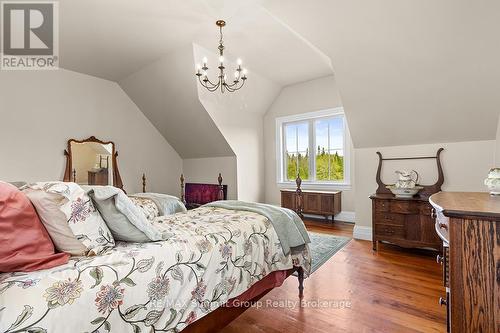 194109 Grey Road 13, Grey Highlands, ON - Indoor Photo Showing Bedroom