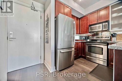 1415 - 438 King Street W, Toronto, ON - Indoor Photo Showing Kitchen With Stainless Steel Kitchen