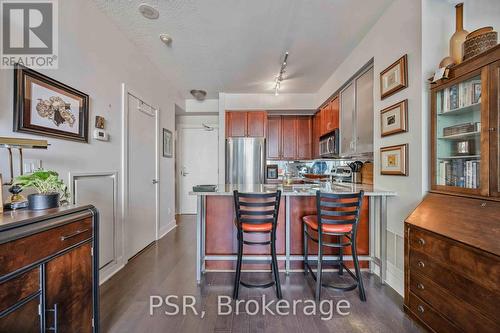 1415 - 438 King Street W, Toronto, ON - Indoor Photo Showing Kitchen