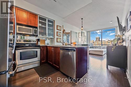 1415 - 438 King Street W, Toronto, ON - Indoor Photo Showing Kitchen With Stainless Steel Kitchen