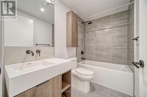 3315 - 108 Peter Street, Toronto, ON - Indoor Photo Showing Bathroom