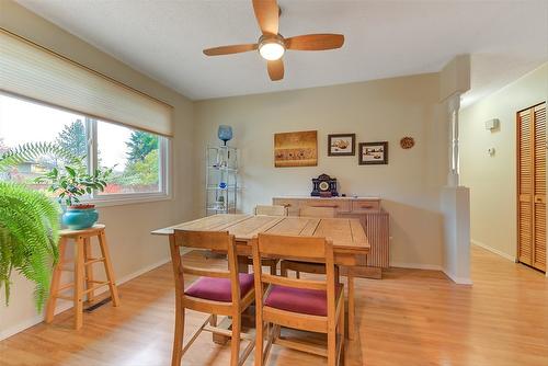 3115 Shannon Court, West Kelowna, BC - Indoor Photo Showing Dining Room