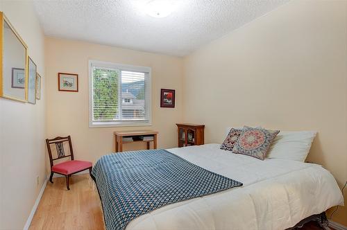 3115 Shannon Court, West Kelowna, BC - Indoor Photo Showing Bedroom