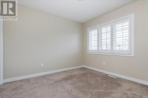 30 Michaelis Street, New Tecumseth, ON - Indoor Photo Showing Other Room