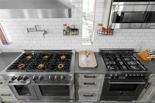 21-1150 Mission Ridge Road, Kelowna, BC - Indoor Photo Showing Kitchen With Upgraded Kitchen