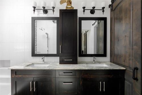 21-1150 Mission Ridge Road, Kelowna, BC - Indoor Photo Showing Bathroom