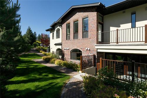 21-1150 Mission Ridge Road, Kelowna, BC - Outdoor