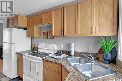 3704 Sherwood Drive, Regina, SK - Indoor Photo Showing Kitchen With Double Sink