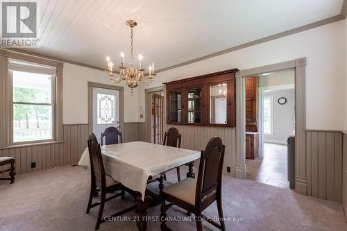 24885 Poplar Hill Road, Middlesex Centre (Ilderton), ON - Indoor Photo Showing Dining Room