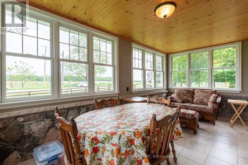 24885 Poplar Hill Road, Middlesex Centre (Ilderton), ON - Indoor Photo Showing Dining Room