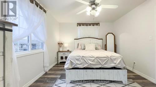 56 Albert Street, West Perth (65 - Town Of Mitchell), ON - Indoor Photo Showing Bedroom