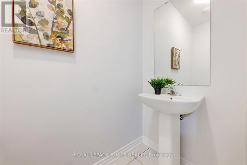 94 Elmhurst Street, Scugog, ON - Indoor Photo Showing Bathroom