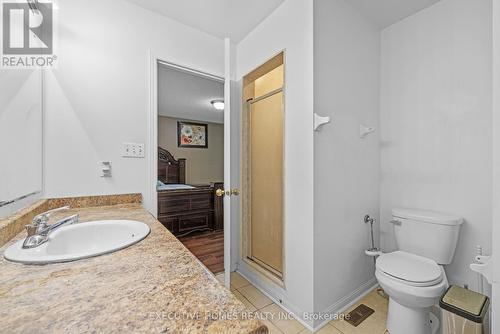 5415 Longford Drive, Mississauga, ON - Indoor Photo Showing Bathroom