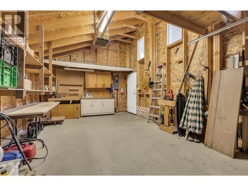 1980 Ethel Street, Kelowna, BC - Indoor Photo Showing Basement