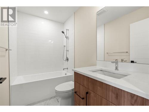 Upstairs Bathroom - 3907 26 Street Unit# 1, Vernon, BC - Indoor Photo Showing Bathroom