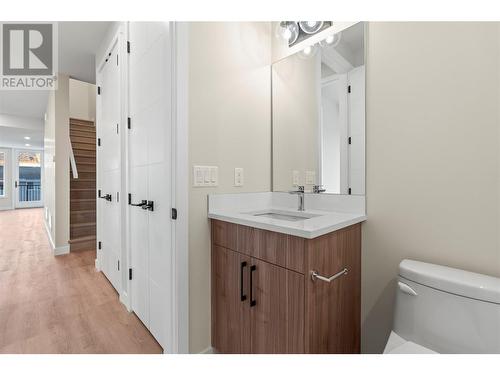 Main Floor Bathroom - 3907 26 Street Unit# 1, Vernon, BC - Indoor Photo Showing Bathroom