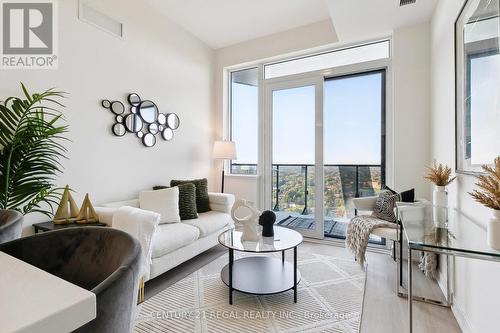 Lph05 - 15 Ellerslie Avenue, Toronto, ON - Indoor Photo Showing Living Room