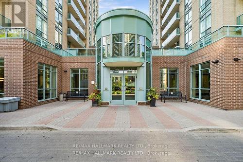 602 - 22 Olive Avenue, Toronto, ON - Outdoor