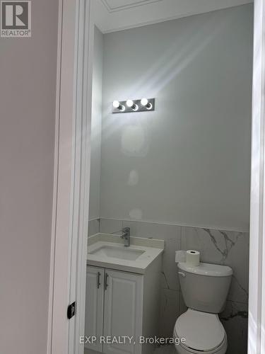 17 Malta Street, Toronto, ON - Indoor Photo Showing Bathroom