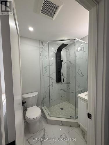 17 Malta Street, Toronto, ON - Indoor Photo Showing Bathroom